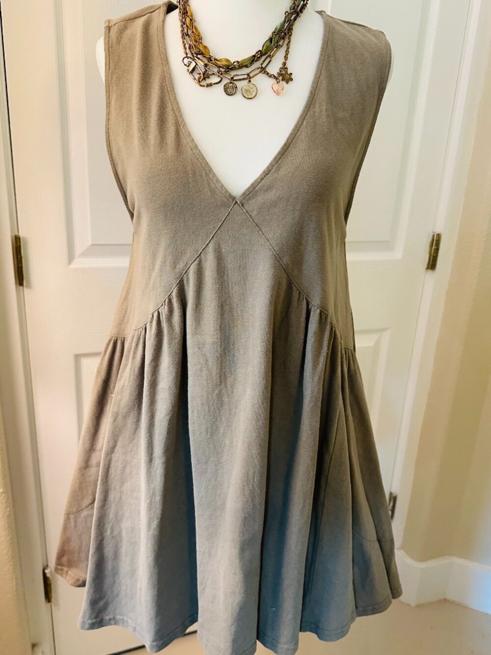 Boutique Taupe Olive V-Neck Fit & Flare Dress with Pockets S